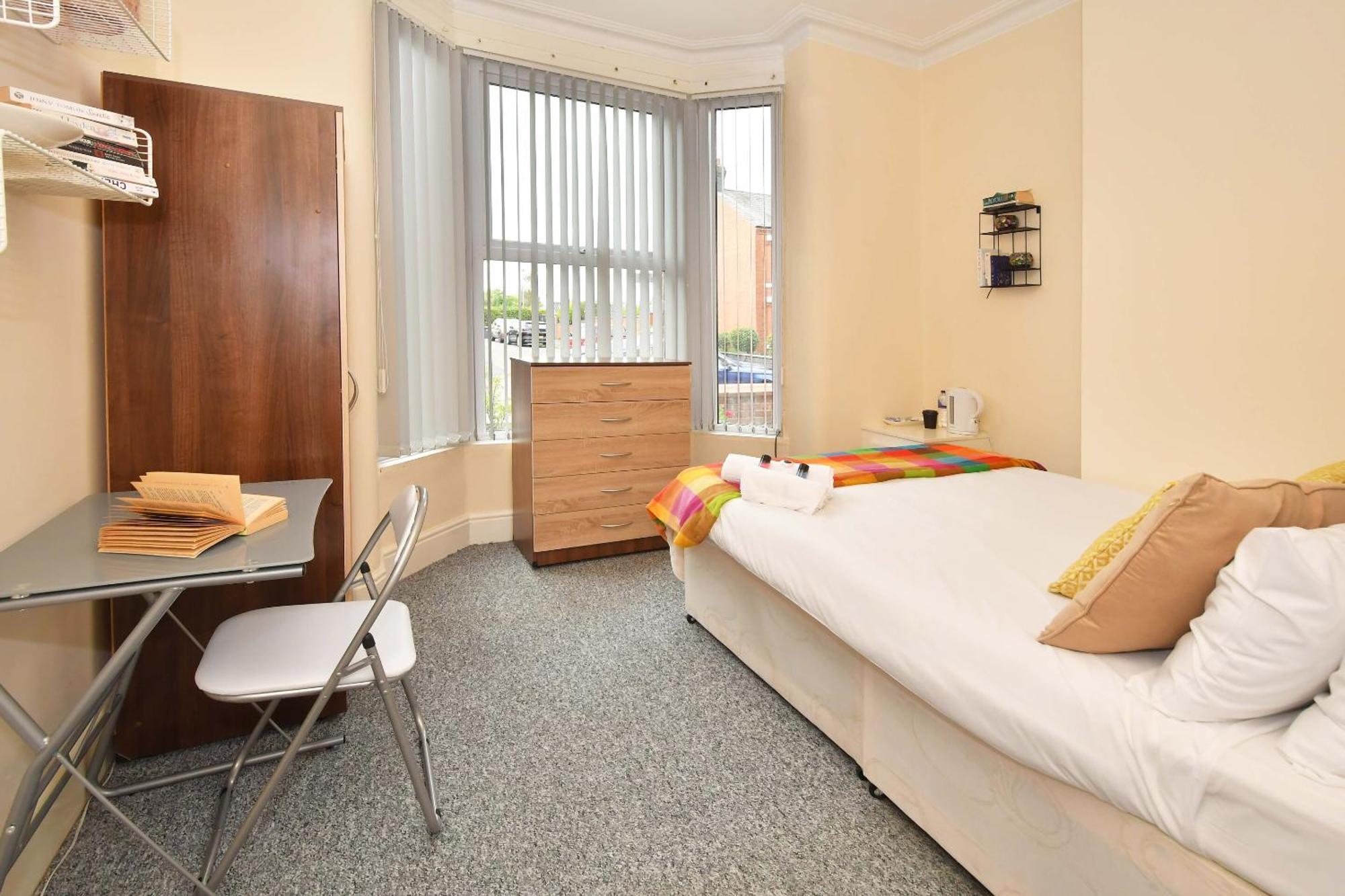 Townhouse @ 178 Ruskin Road Crewe Dış mekan fotoğraf