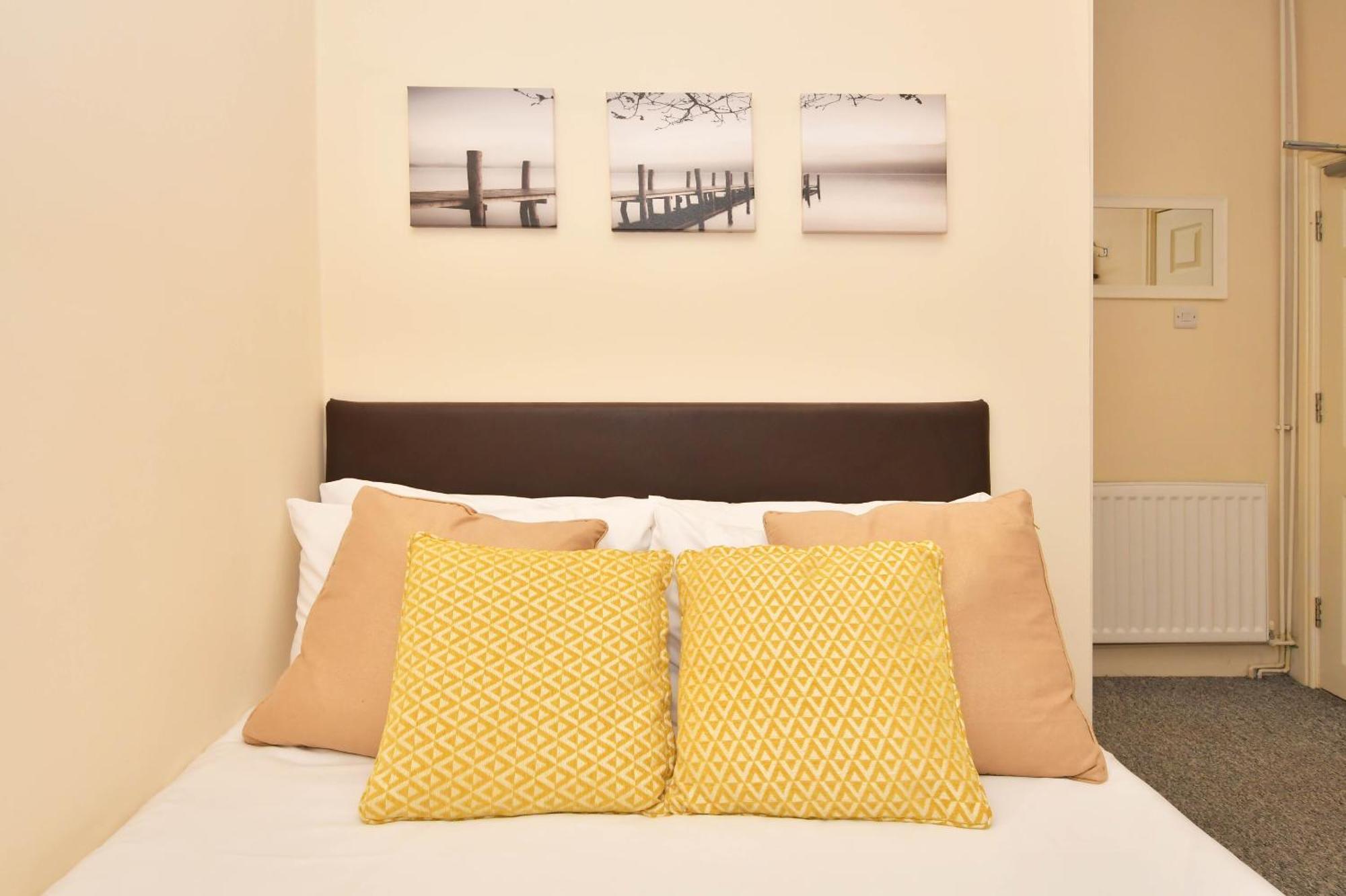 Townhouse @ 178 Ruskin Road Crewe Dış mekan fotoğraf
