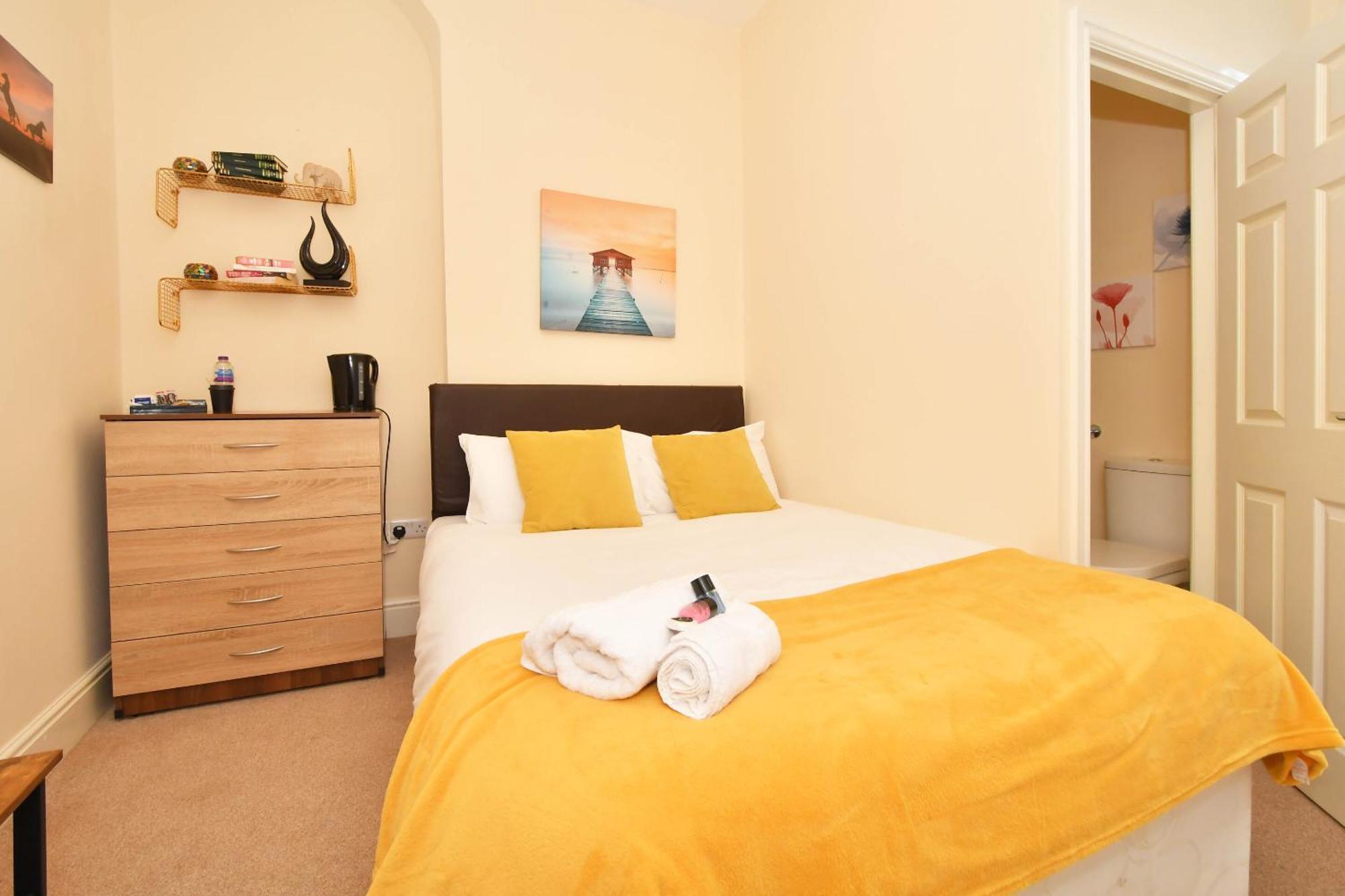 Townhouse @ 178 Ruskin Road Crewe Dış mekan fotoğraf