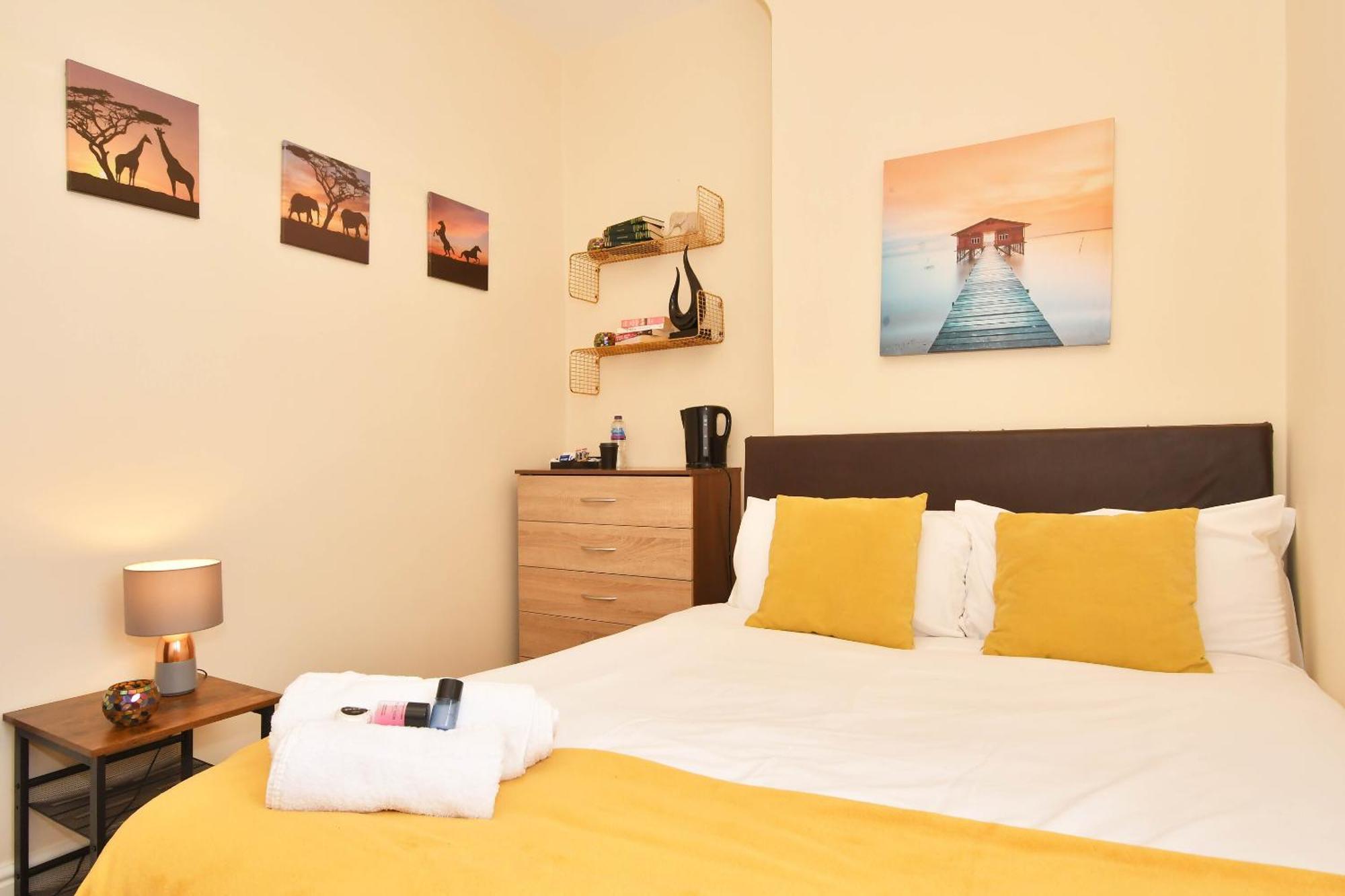 Townhouse @ 178 Ruskin Road Crewe Dış mekan fotoğraf