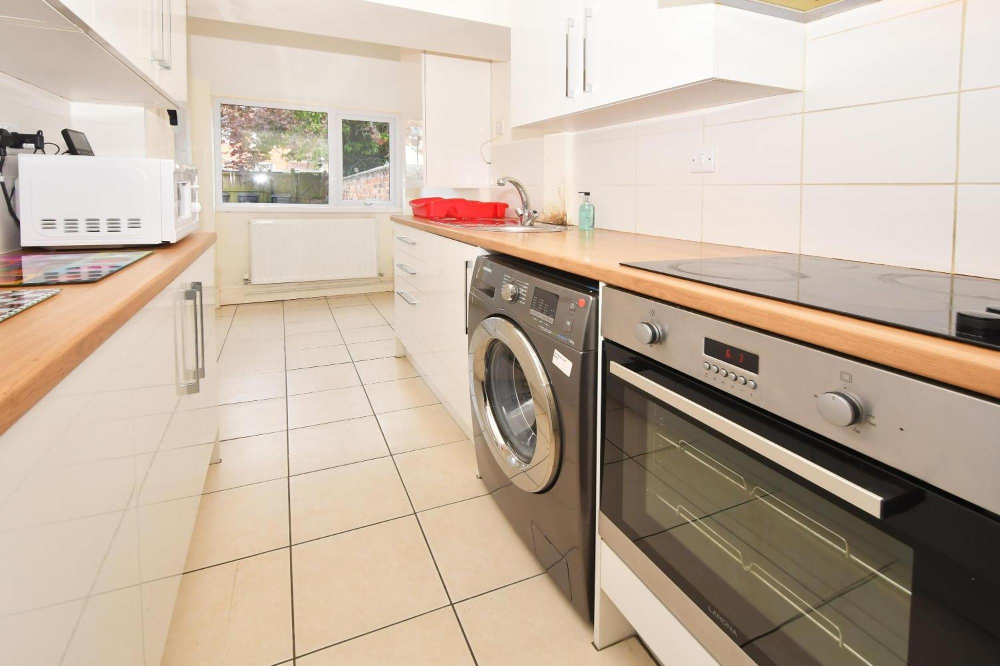 Townhouse @ 178 Ruskin Road Crewe Dış mekan fotoğraf
