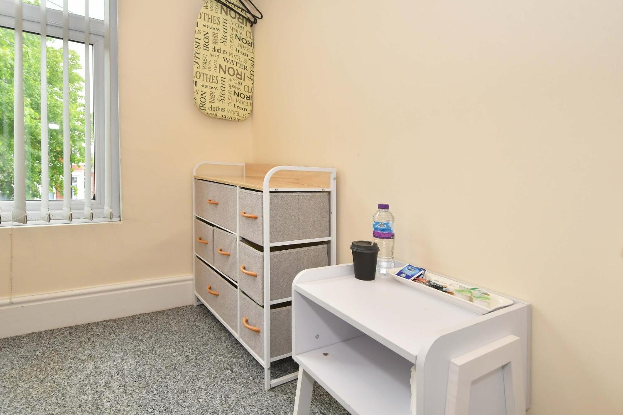 Townhouse @ 178 Ruskin Road Crewe Dış mekan fotoğraf