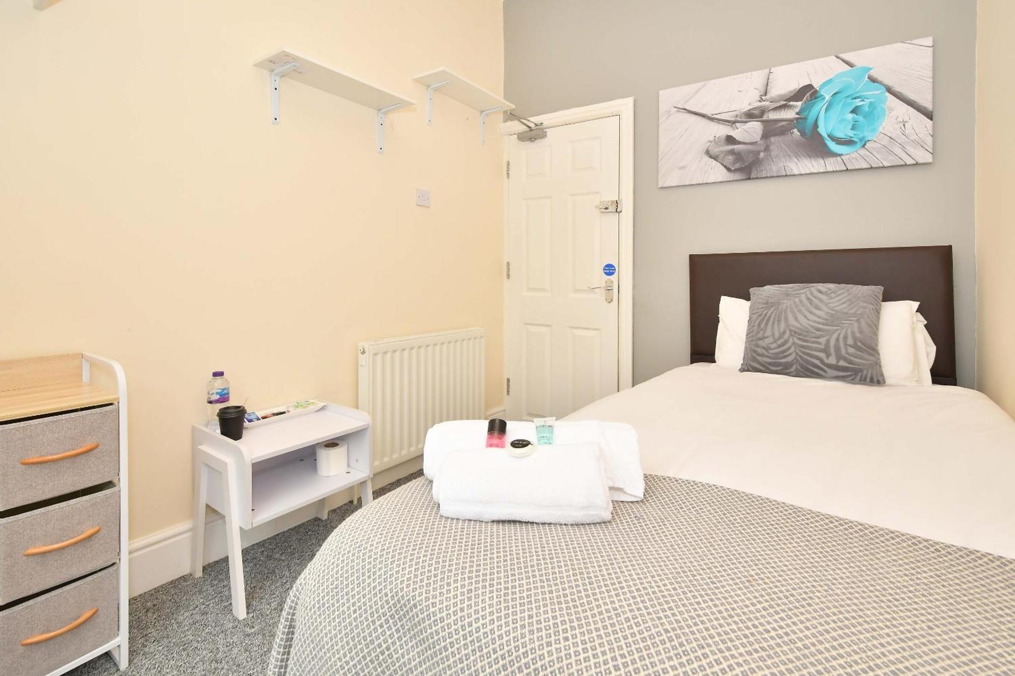 Townhouse @ 178 Ruskin Road Crewe Dış mekan fotoğraf